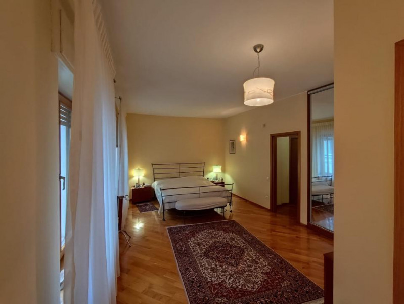 Bucuresti - Dorobanti - str Roma