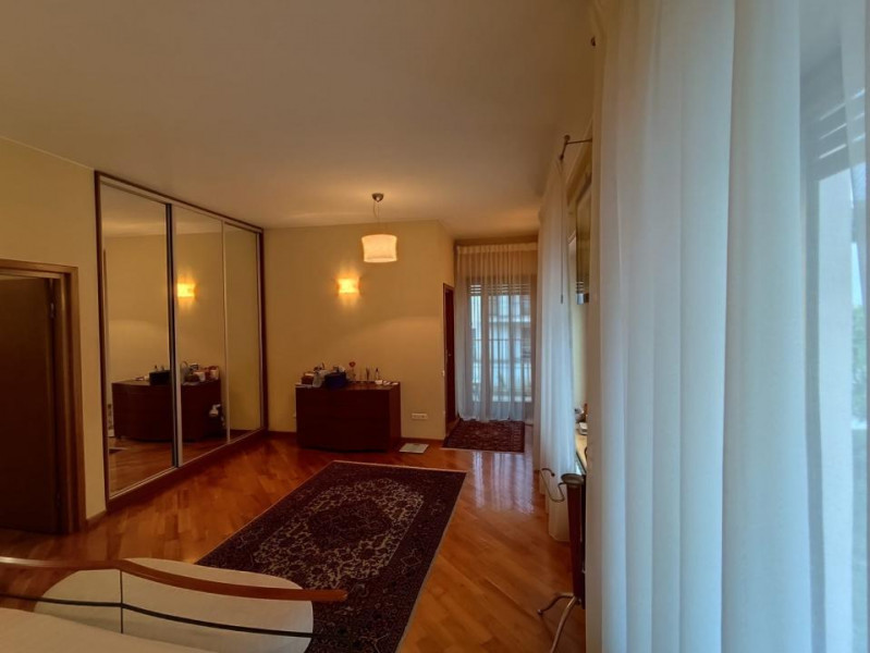 Bucuresti - Dorobanti - str Roma