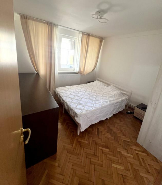 Tomis I - Spitalul Judetean - 2 camere decomandate