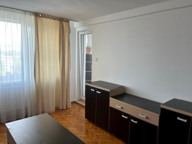 Tomis I - Spitalul Judetean - 2 camere decomandate