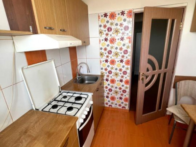 Tomis I - Spitalul Judetean - 2 camere decomandate