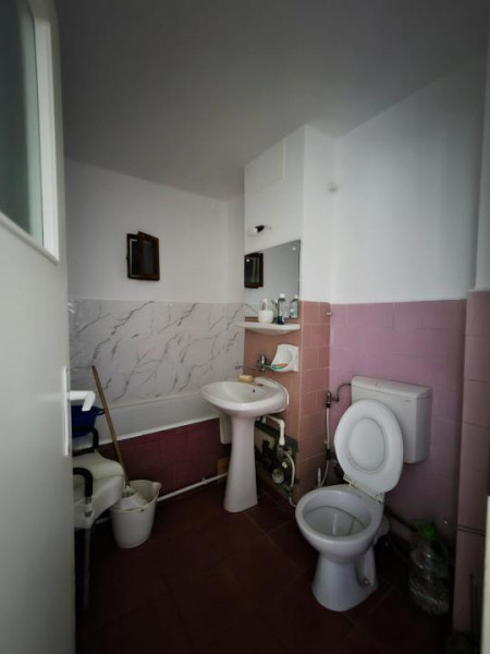 OCAZIE !!!! Far - apartament 2 camere decomandate