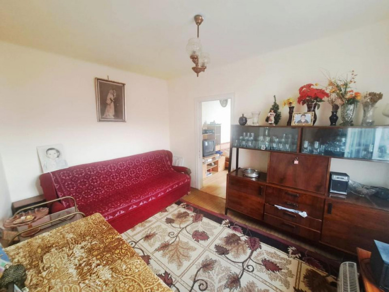 Constanta - zona Universitate - B-dul Mamaia - casa parter renovabila