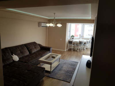 Constanta - Faleza Nord - apartament 3 camere cu vedere la mare